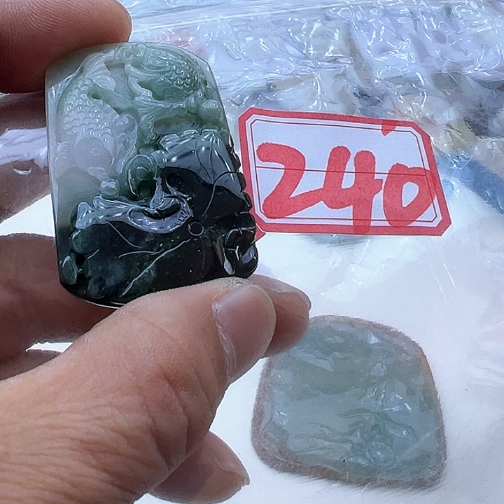 翡翠颈饰未镶嵌啊****湫天然缅甸A货翡翠