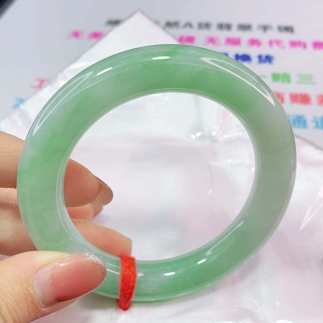 未镶嵌手镯翡翠56.6圈高品质