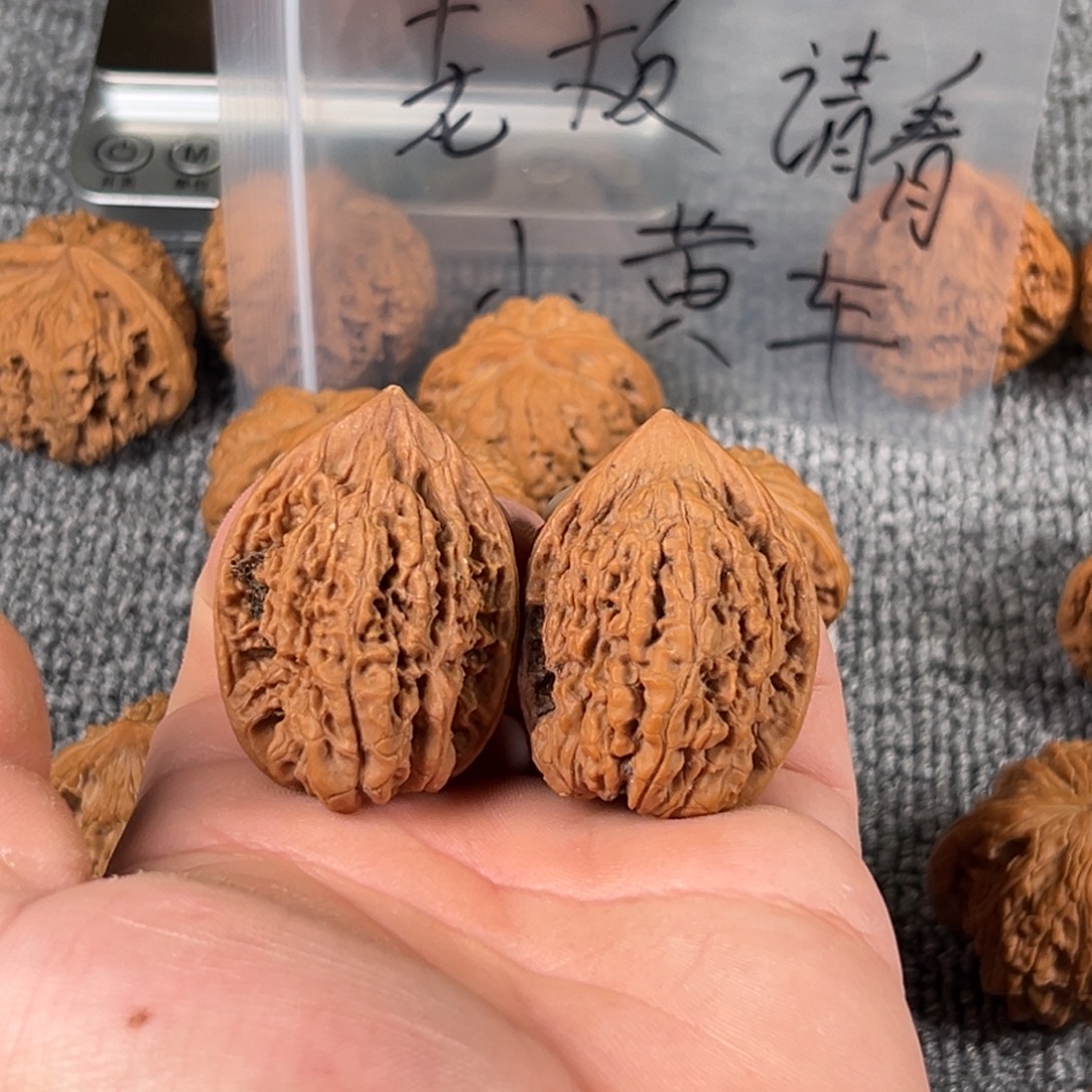文玩核桃吊坠高炮官帽6号