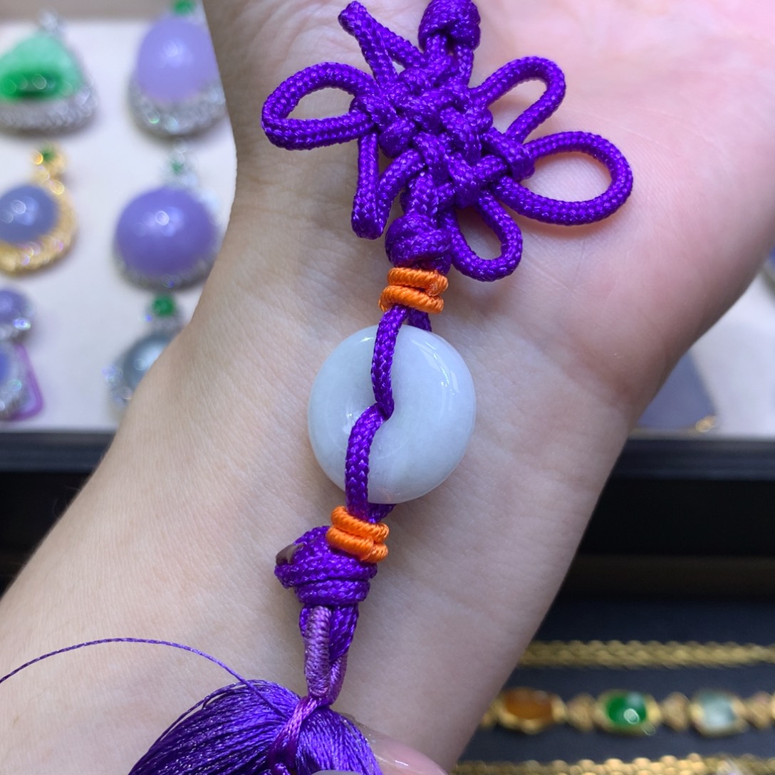 翡翠未镶嵌颈饰天然A货