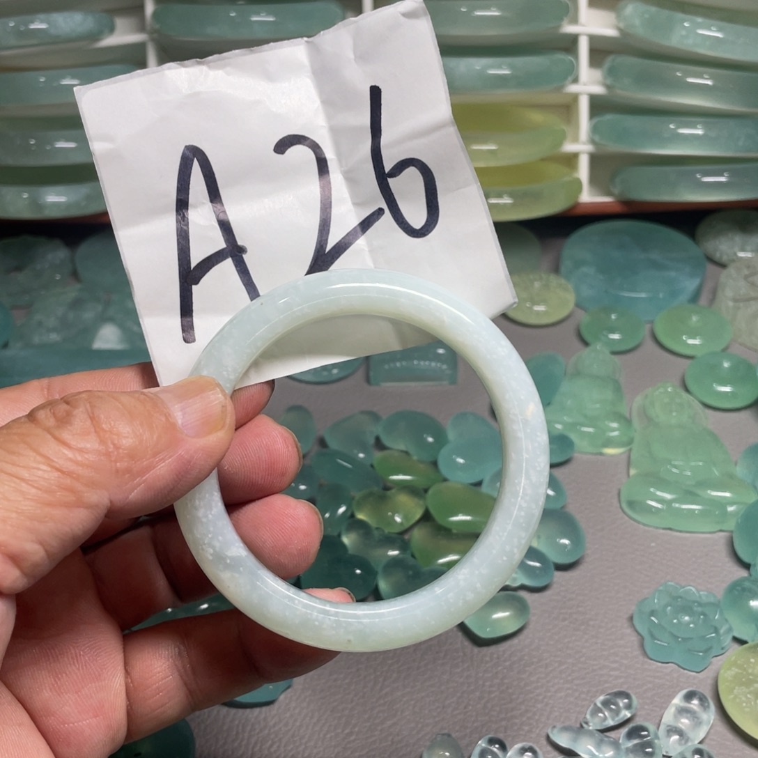 蛇纹石玉合金颈饰