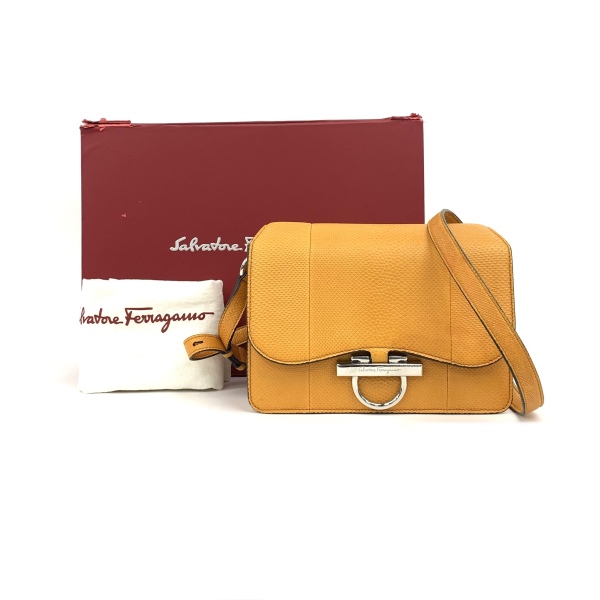 95新/菲拉格慕/市场价15000/包包/250214XZ0029