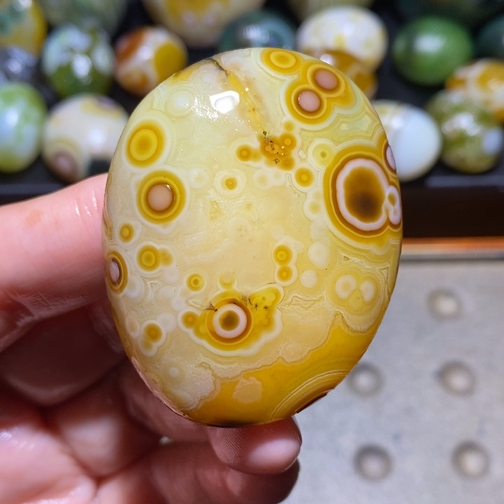 未镶嵌玛瑙/玉髓珠宝半成品136