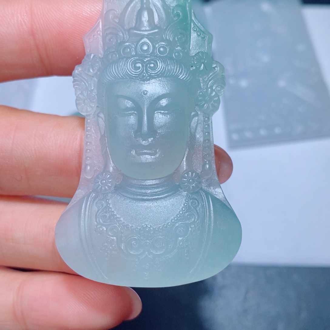 未镶嵌吊坠定制翡翠