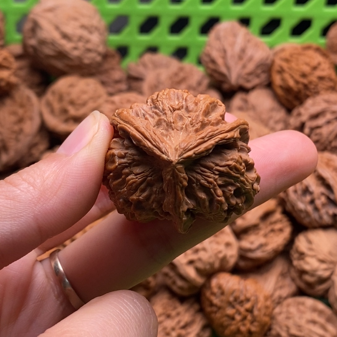 飞***觉核桃定制商品不退不换