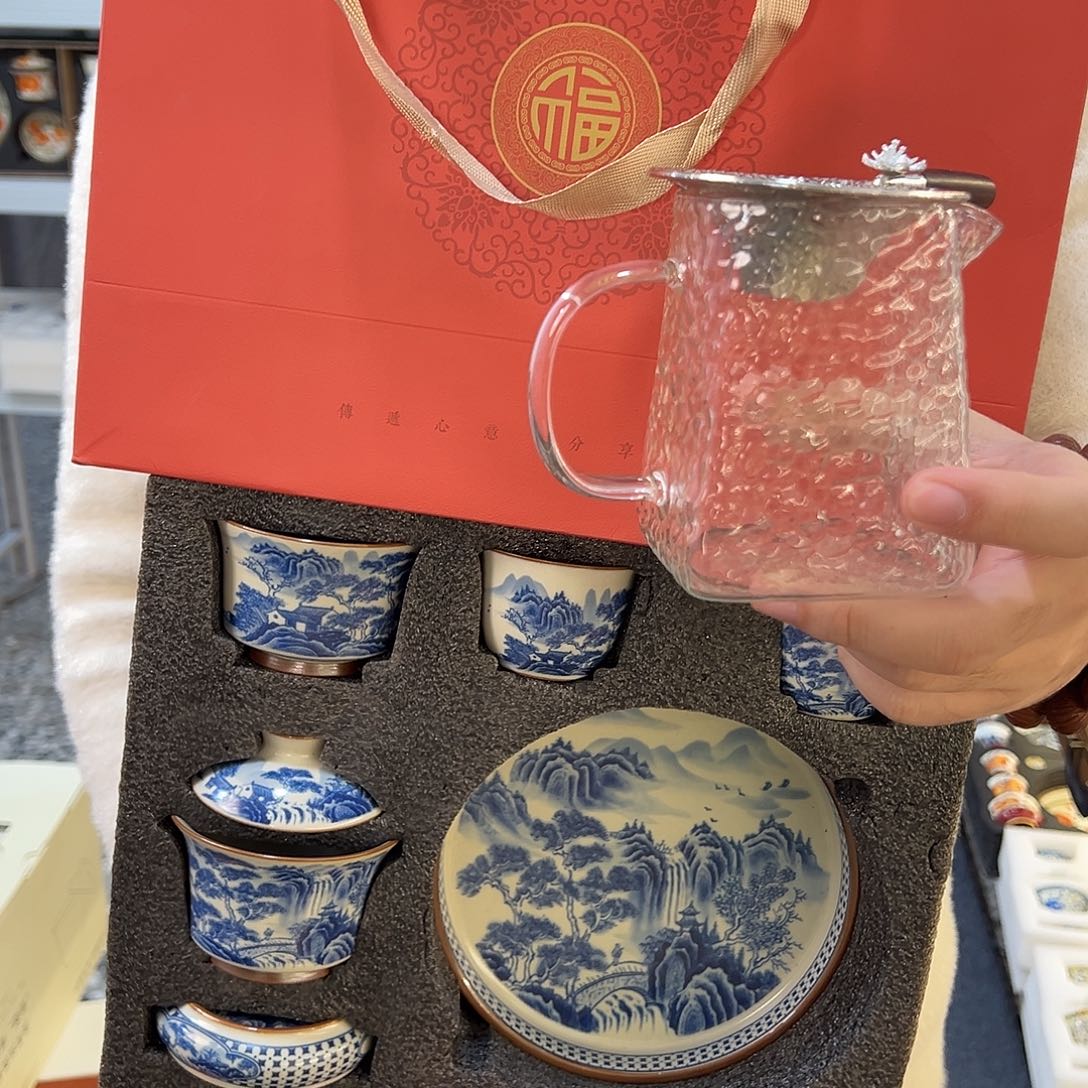 盖碗很漂亮我很喜欢