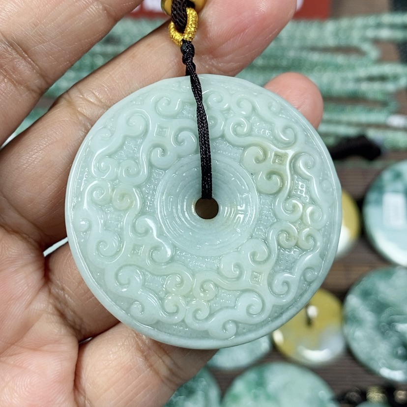 【闪购商品】翡翠颈饰未镶嵌玉吊坠翡翠玉仿古平安扣