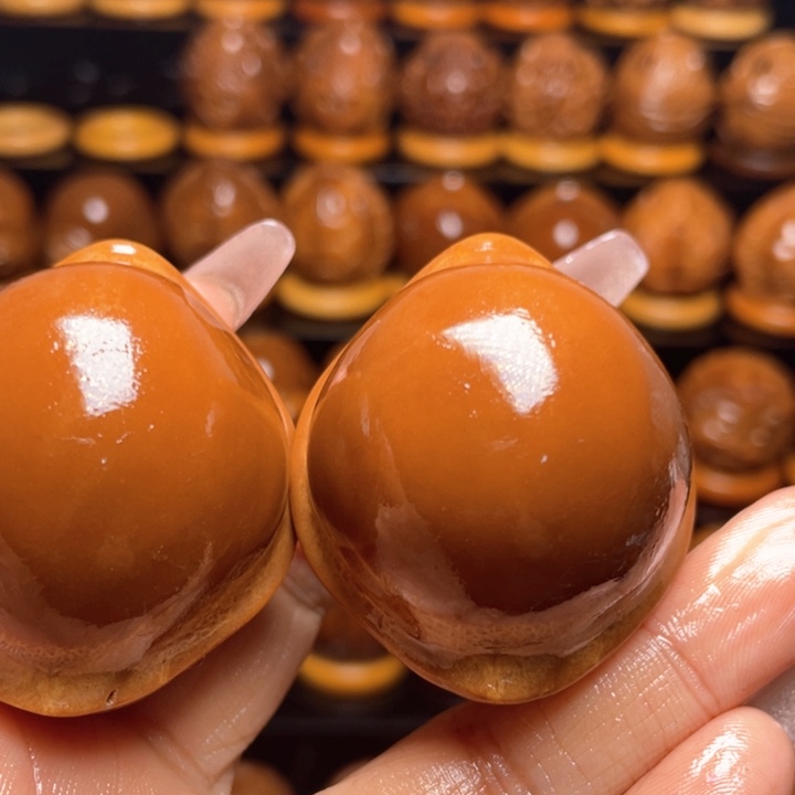 橄榄核把件许***界橄榄雕刻