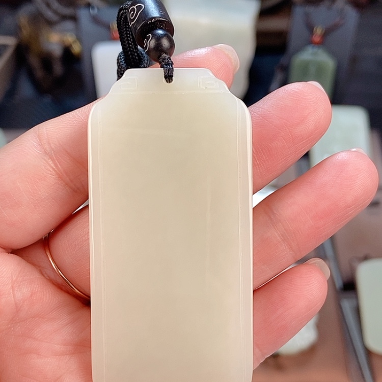 【闪购商品】和田玉颈饰未镶嵌