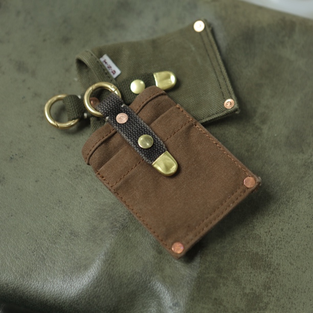 方向皮具/新款手工皮具经典复刻狩猎卡包耳机包证件包腰包8729