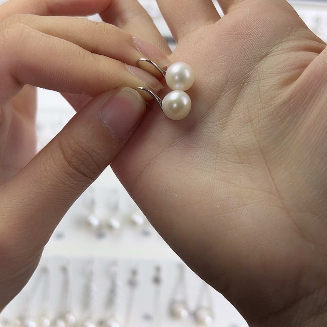 简***单耳饰淡水珍珠合金