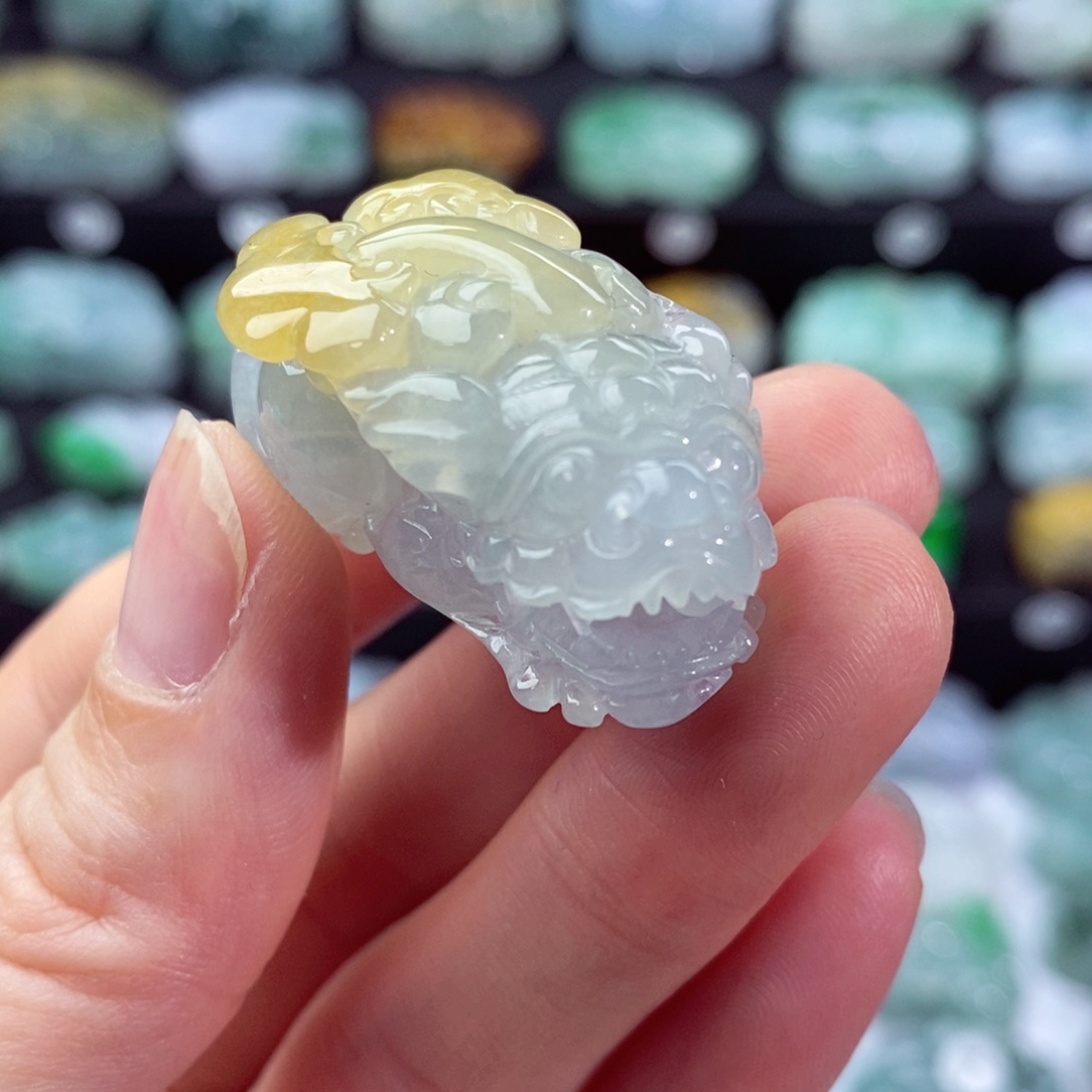 翡翠颈饰未镶嵌天然