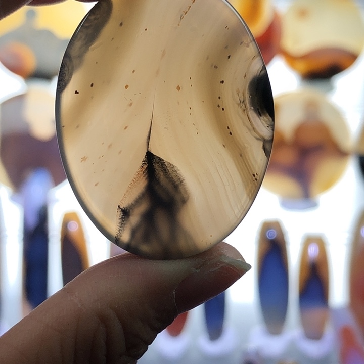 玛瑙/玉髓未镶嵌珠宝半成品119