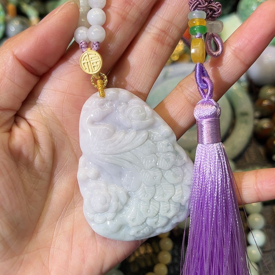 翡翠未镶嵌颈饰待编款