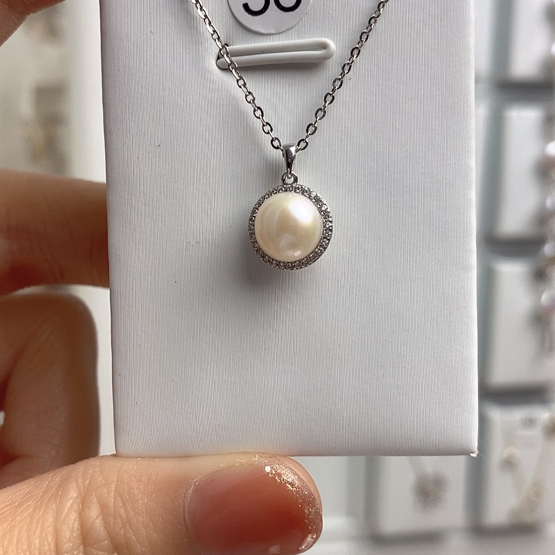 淡水珍珠颈饰合金