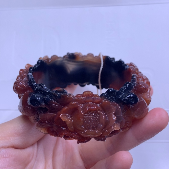 玛瑙/玉髓手镯未镶嵌蚂****）