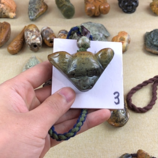 岫岩河磨玉（透闪石质玉）未镶嵌珠宝奇石