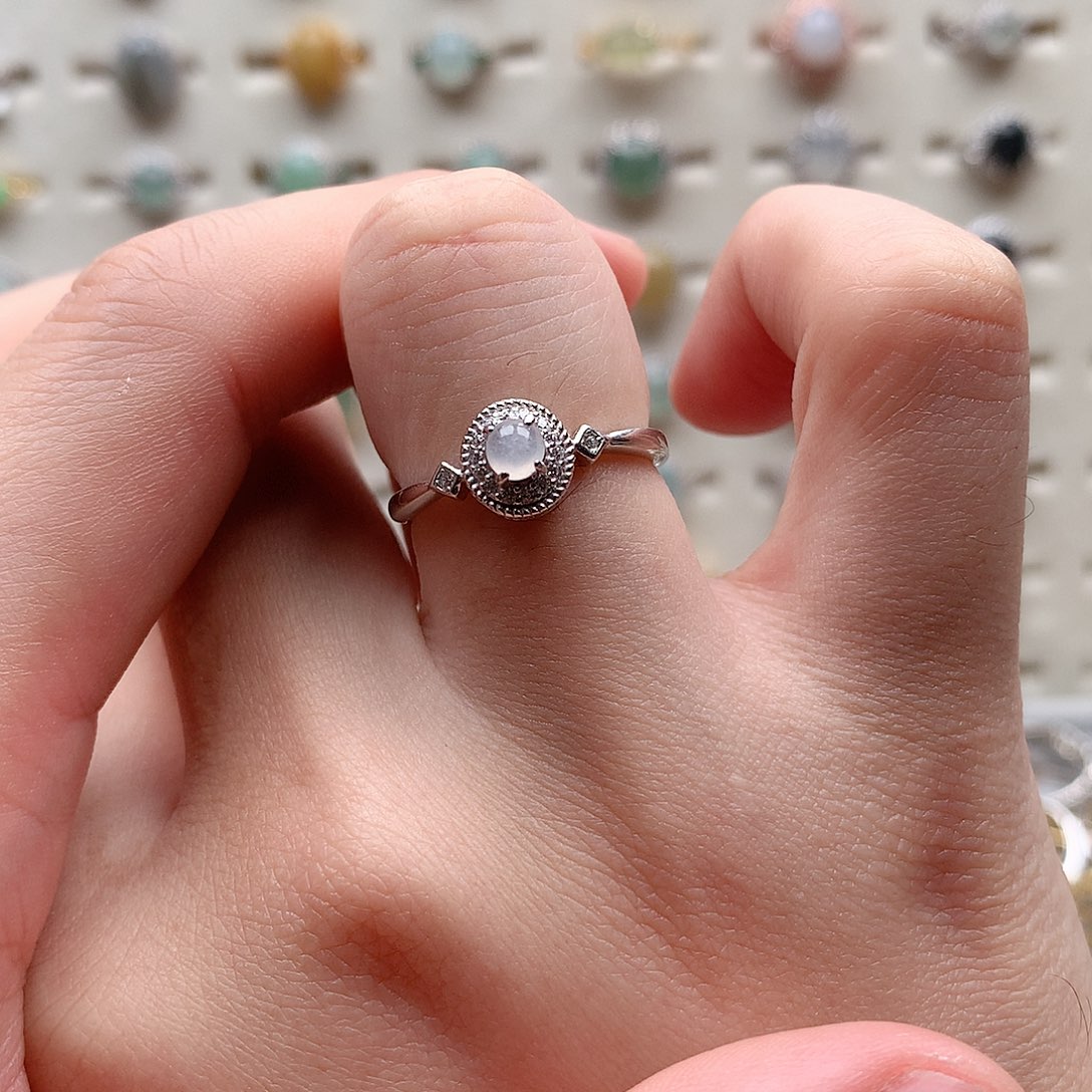 翡翠戒指银S925镶嵌0101