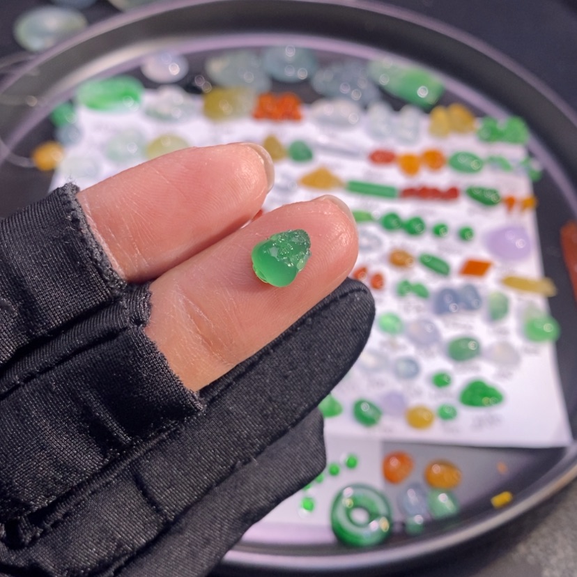 【闪购商品】翡翠挂件未镶嵌金蟾