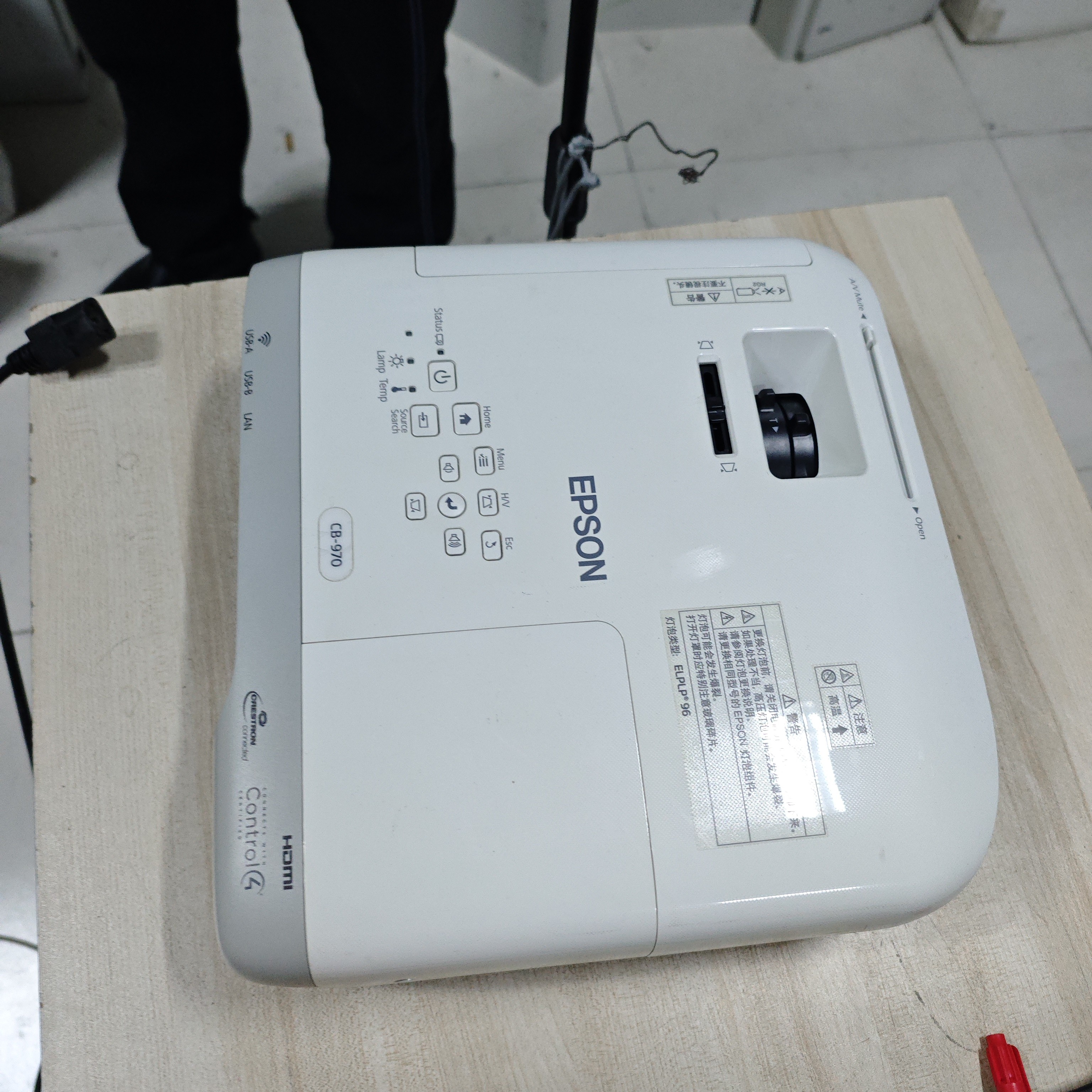 高清长焦投影仪运费到付