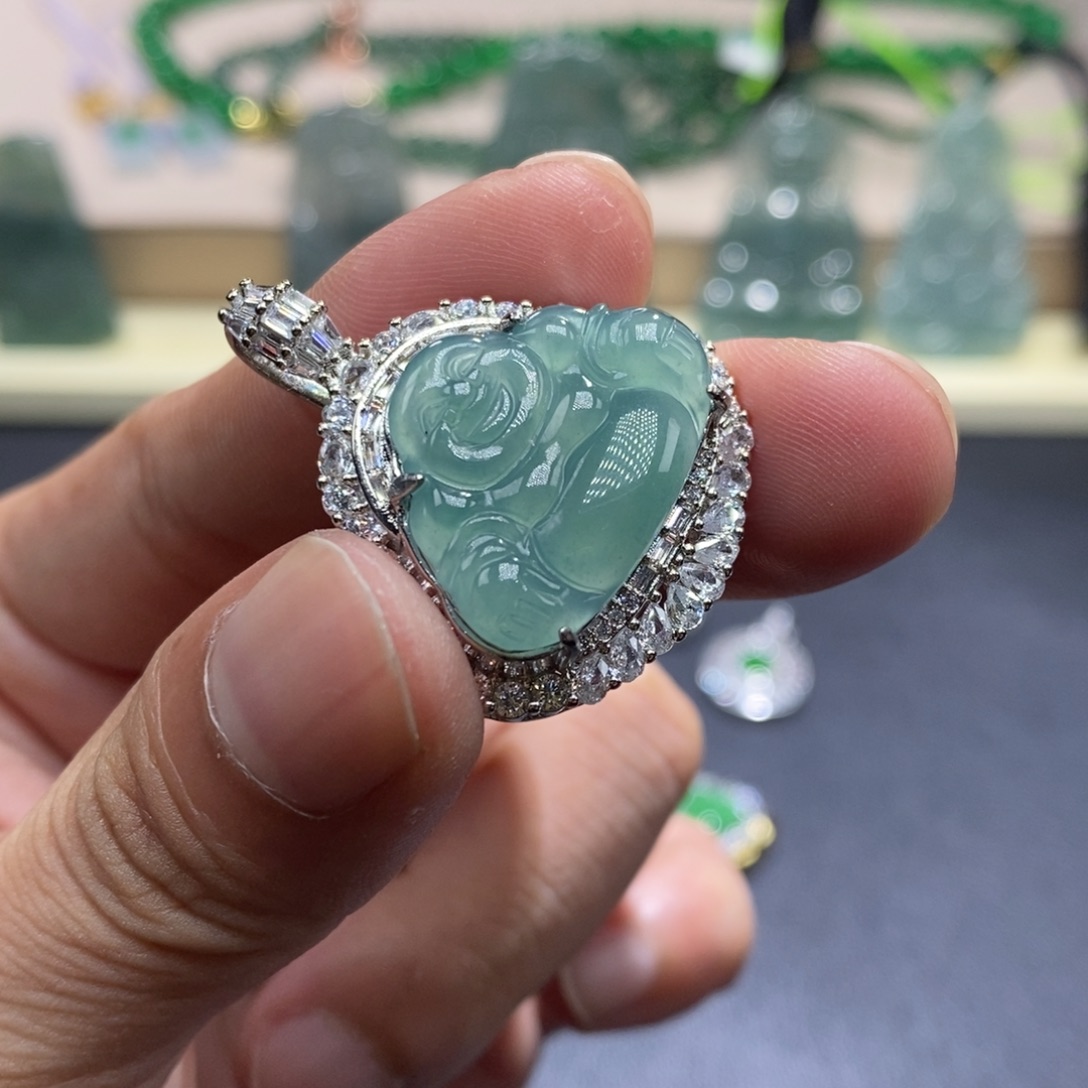 吊坠(不含链)18K金镶嵌翡翠佛公