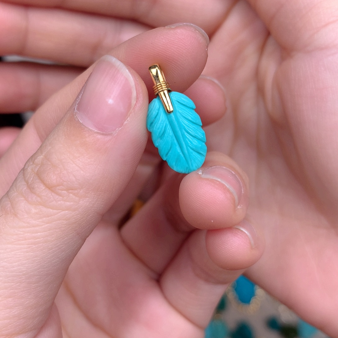 绿松石珠宝奇石18K金镶嵌