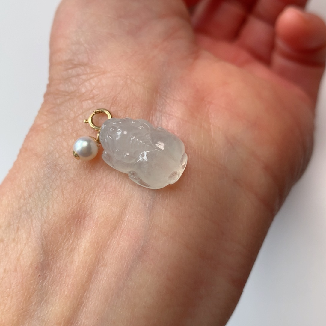 翡翠颈饰18K金镶嵌财****尖貔