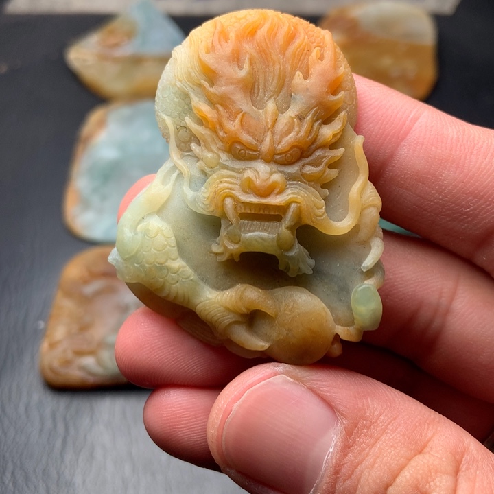 定制翡翠未镶嵌翡翠