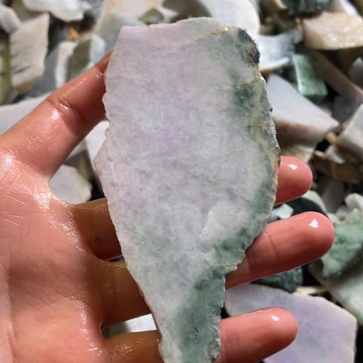 翡翠颈饰未镶嵌天然翡翠