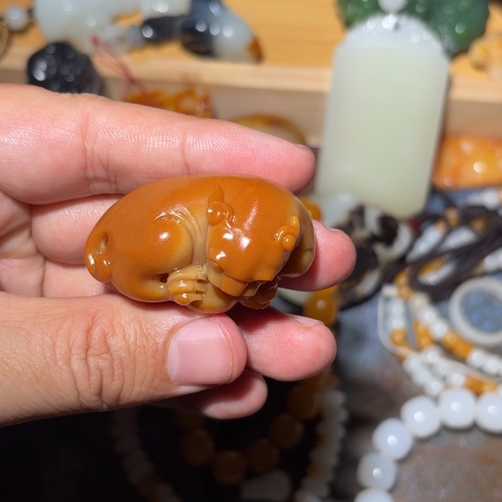 和田玉颈饰未镶嵌