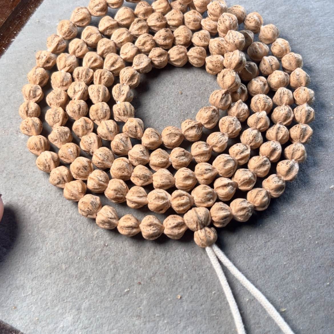 【闪购商品】柏香籽/百香籽吊坠W****eA022