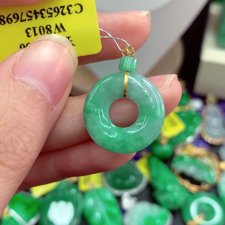 吊坠(不含链)18K金镶嵌翡翠