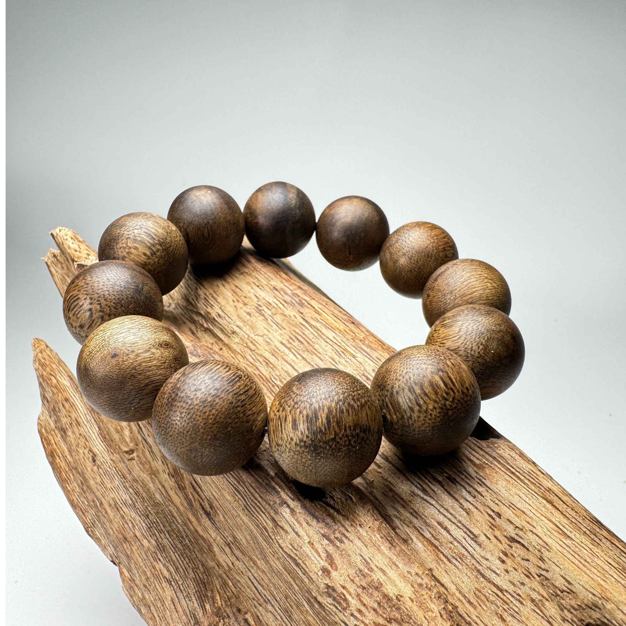 沉香海南沉香棋楠2.0规格圆珠单圈九分沉27克+