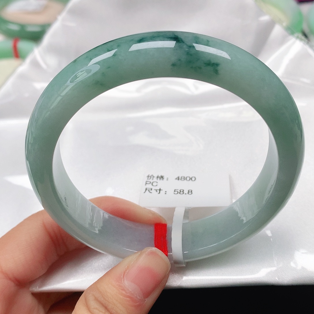 翡翠手镯未镶嵌天然翡翠手镯58