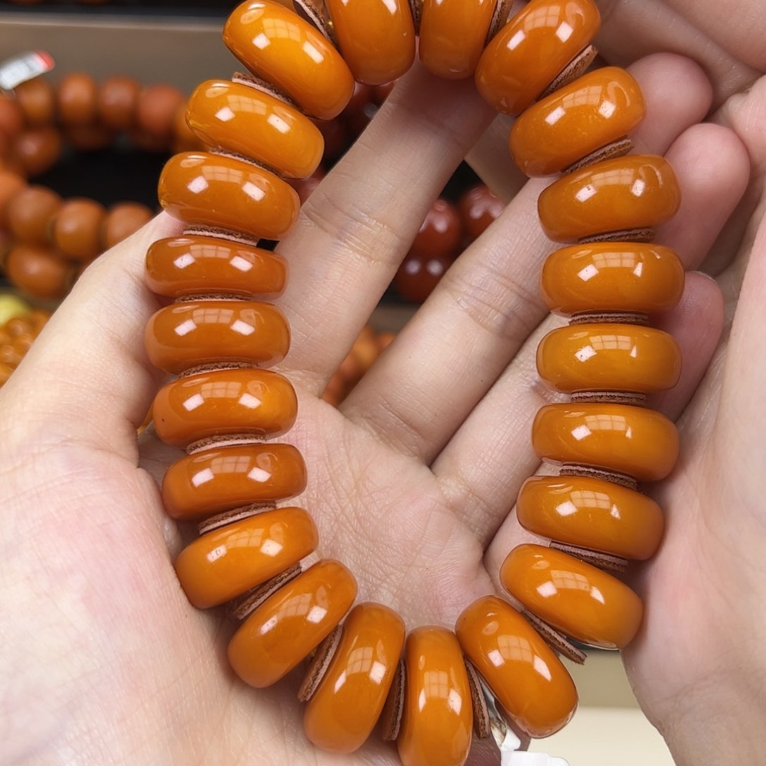 琥珀颈饰未镶嵌蜜蜡