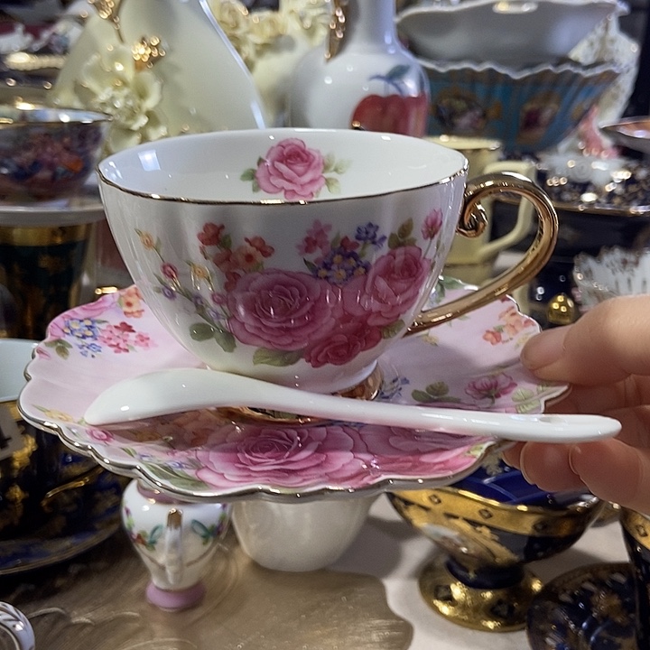 瓷片…………………………………………