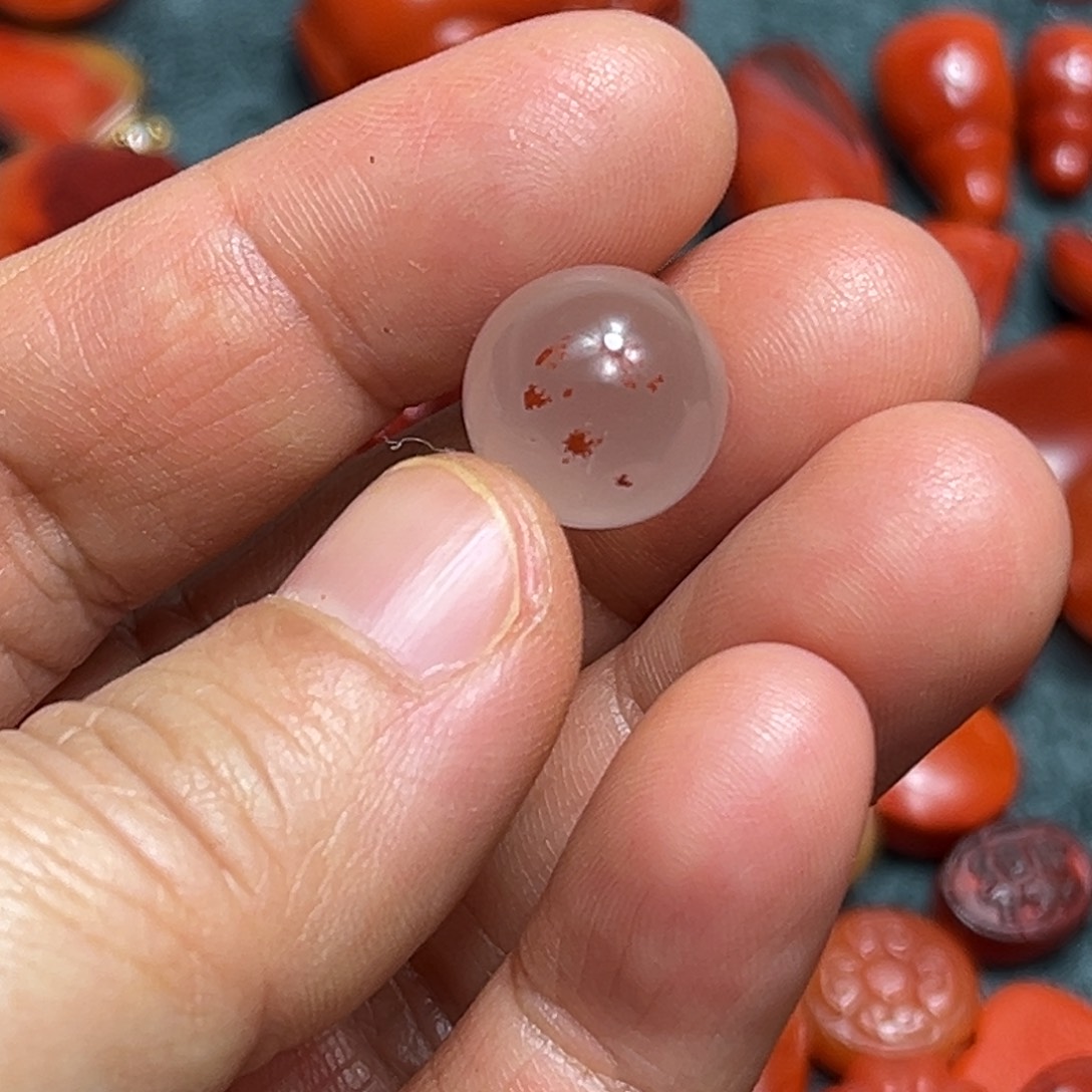 南红玛瑙未镶嵌颈饰