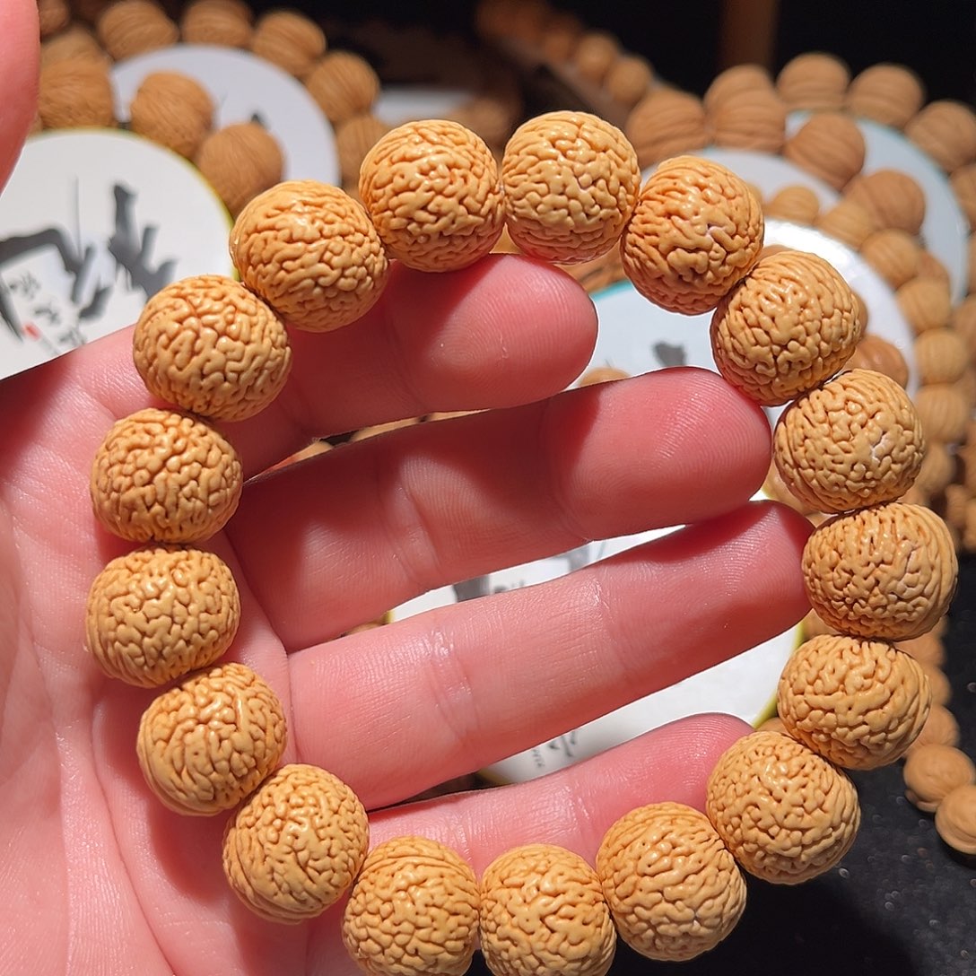 桃核手串16尺寸蚂蚁纹