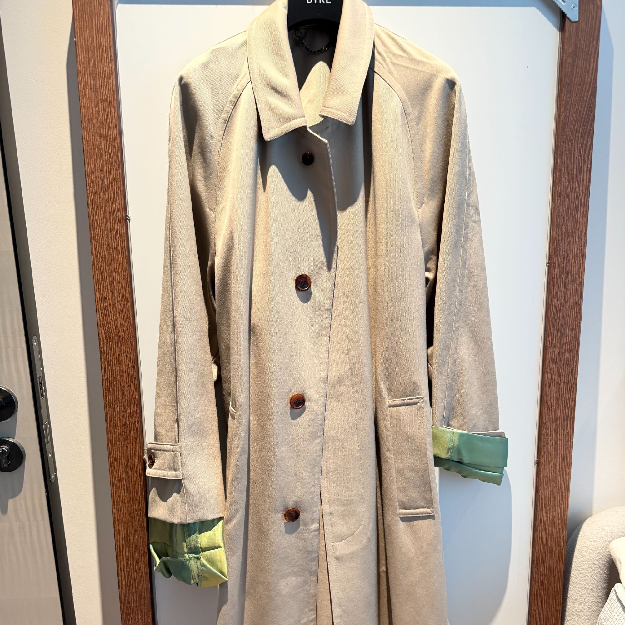 YS730 卡其色风衣外套【干洗】