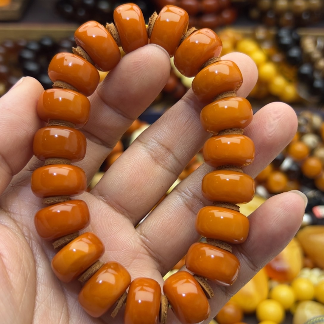 琥珀珠宝奇石未镶嵌