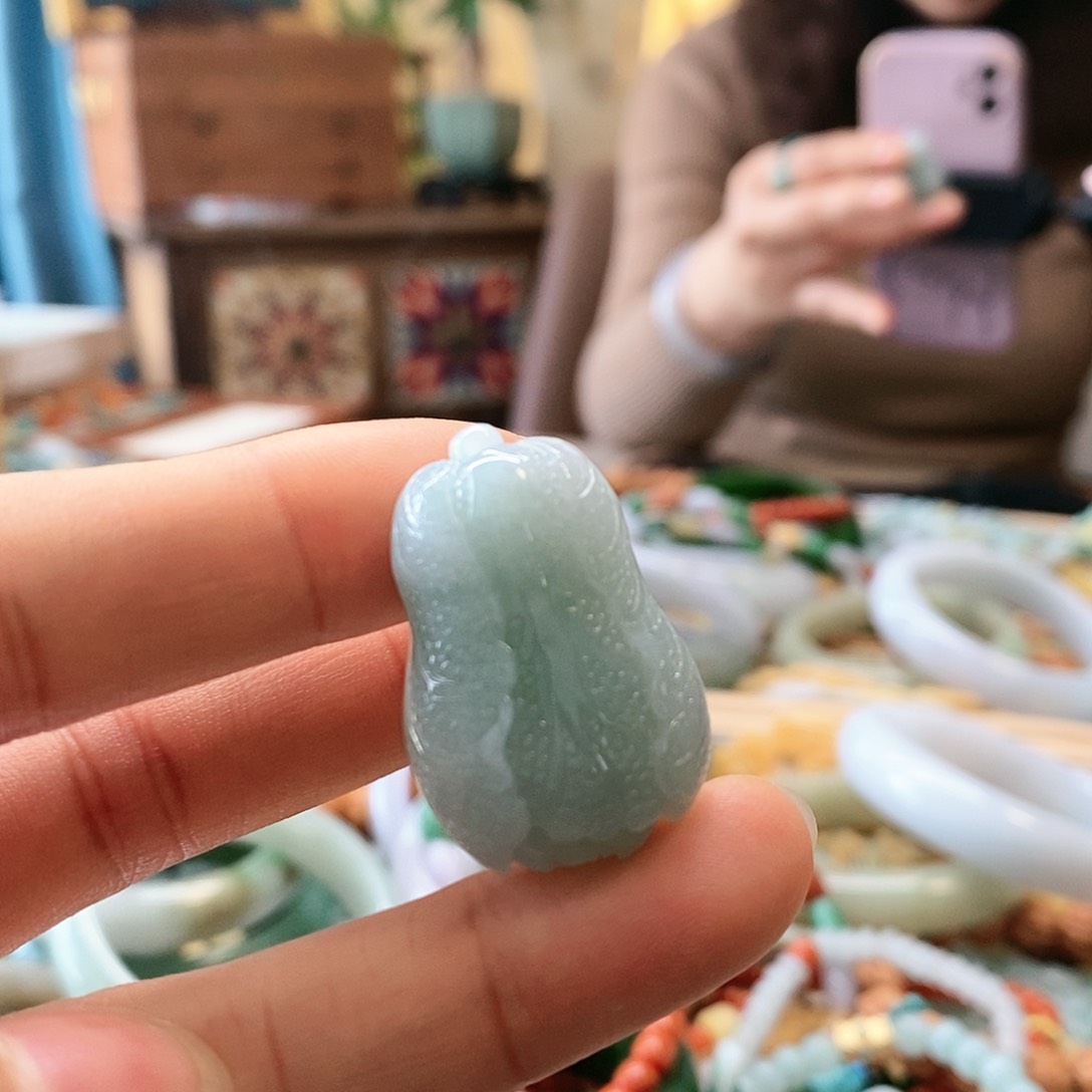 翡翠颈饰未镶嵌翡翠挂件