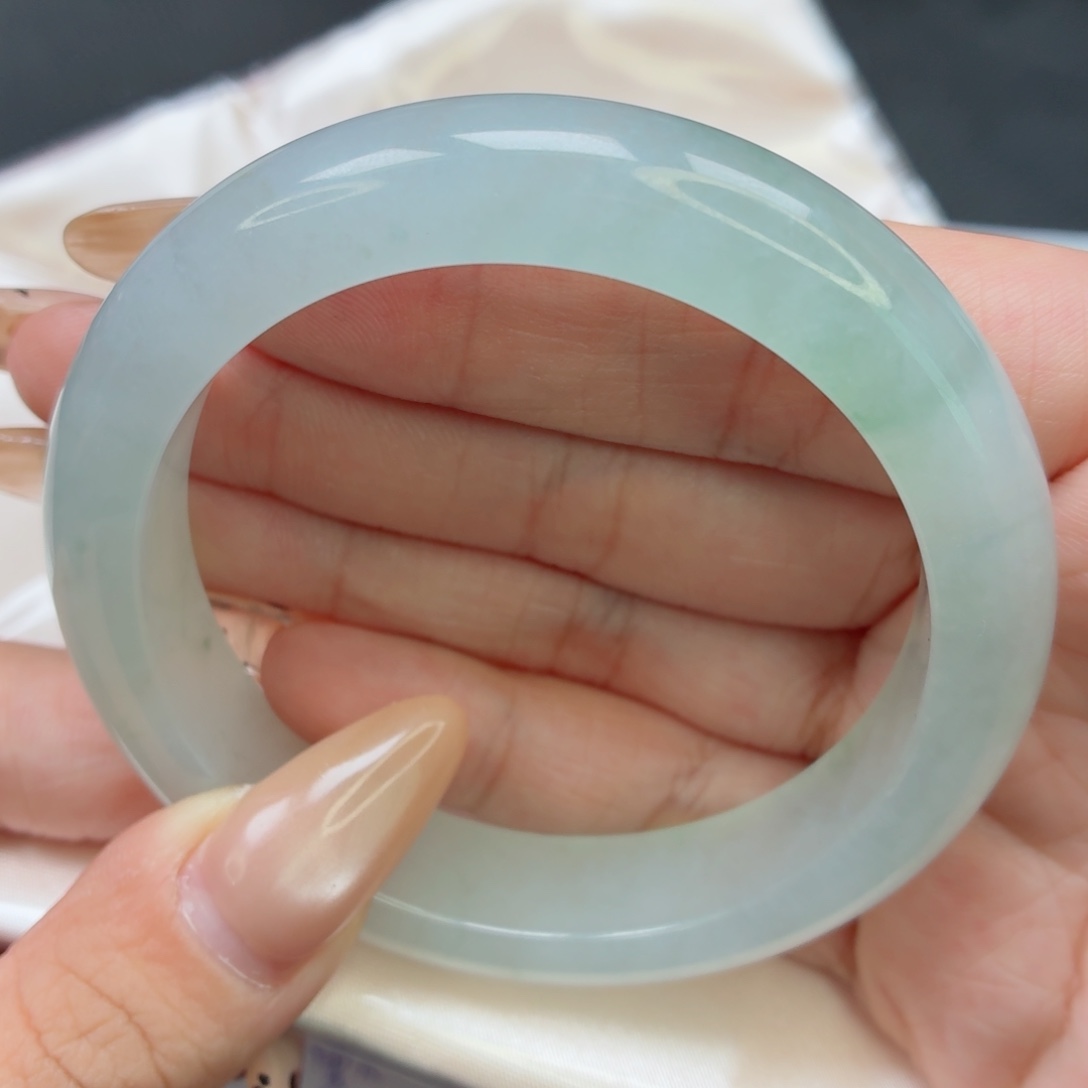 未镶嵌手镯翡翠43