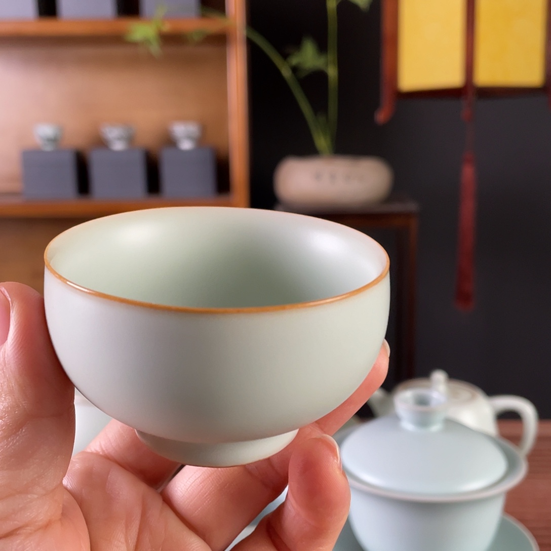 望***楼经典款的设计风格的杯子