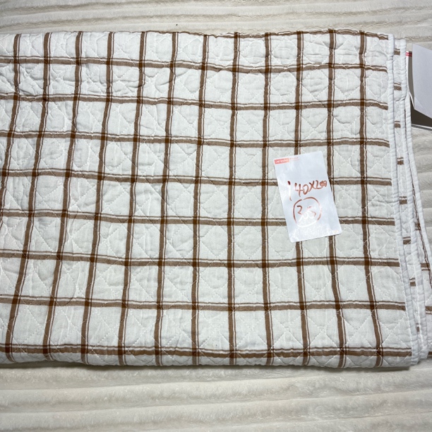 《小银》305号约140*200双层棉纱毯发一条