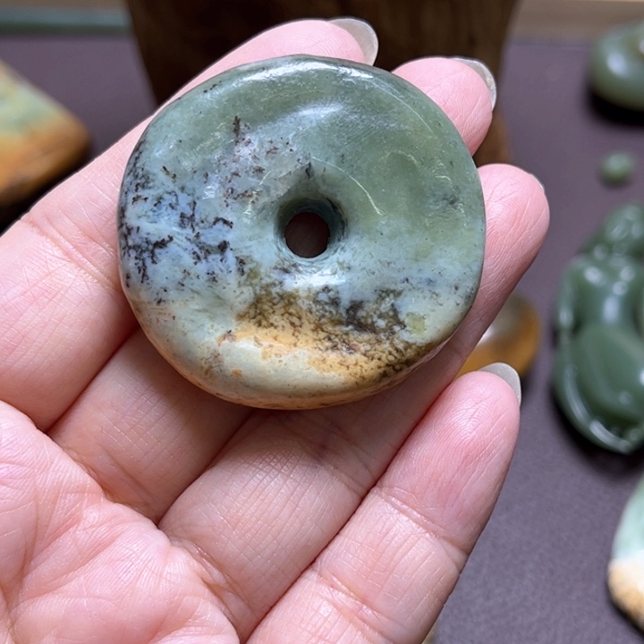 岫岩河磨玉（透闪石质玉）手绳未镶嵌