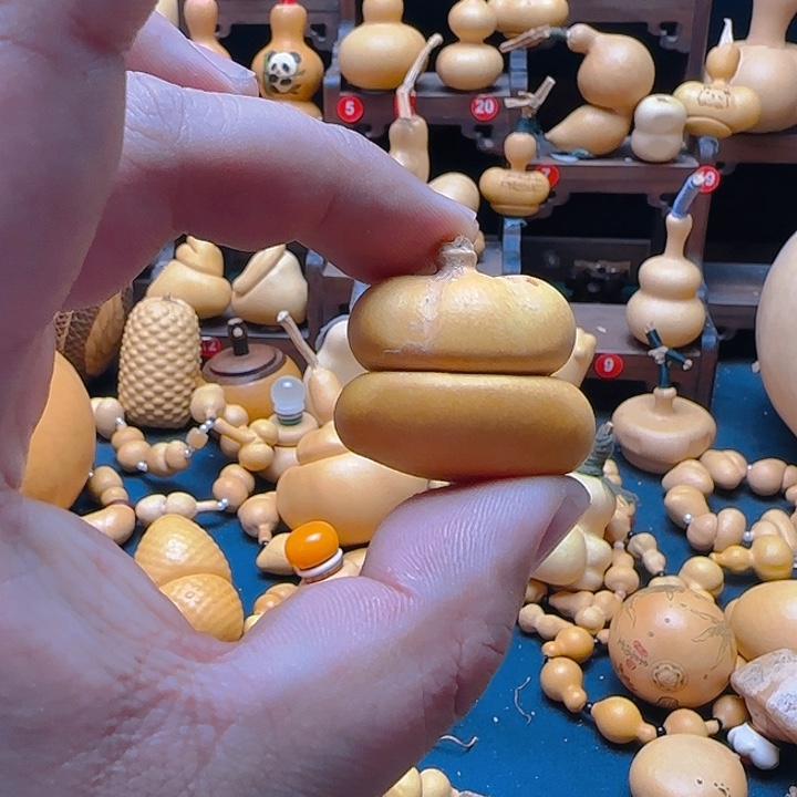 ?**?你来找我们家粉丝都要