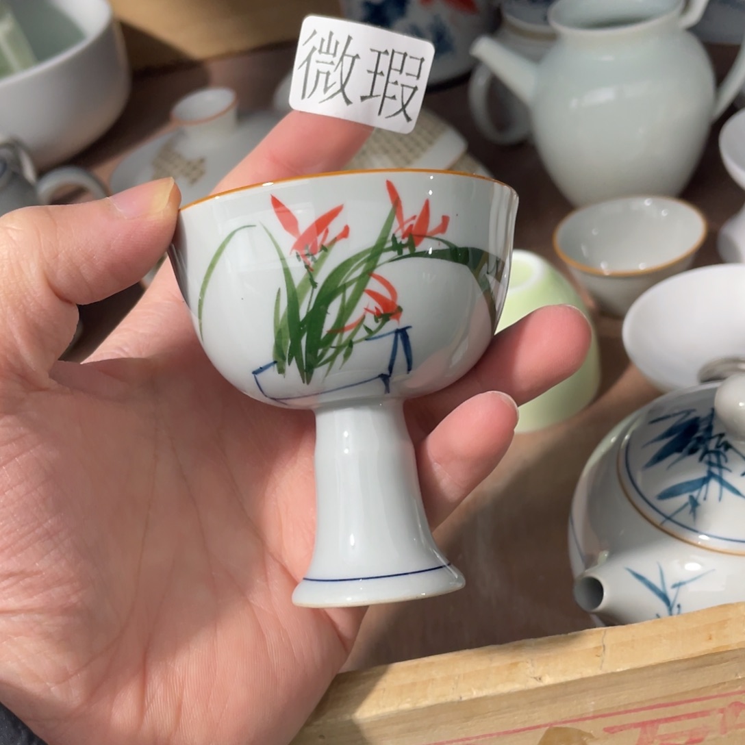 釉下手绘茶具微瑕