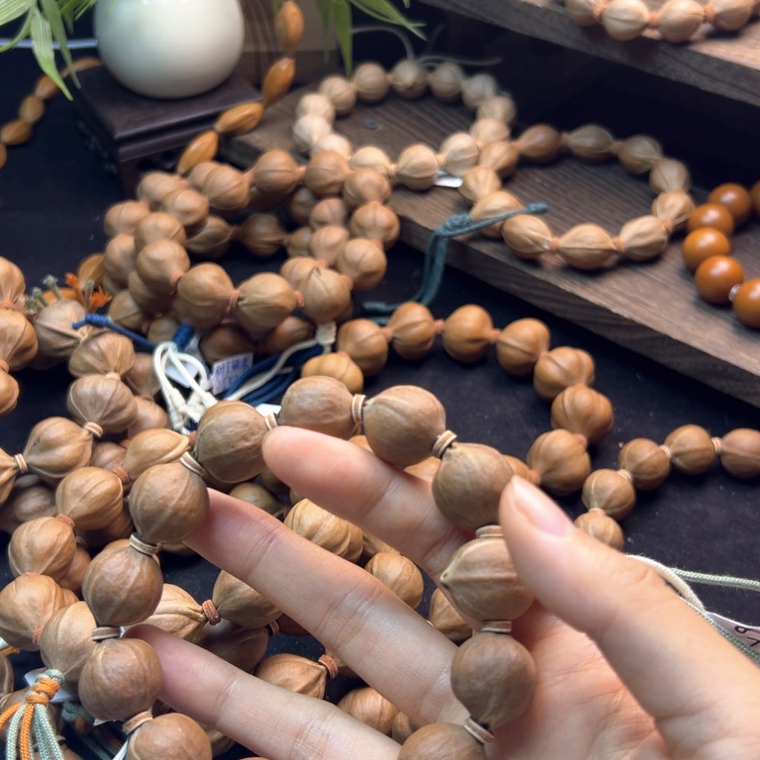 手串橄榄核下***月18×20