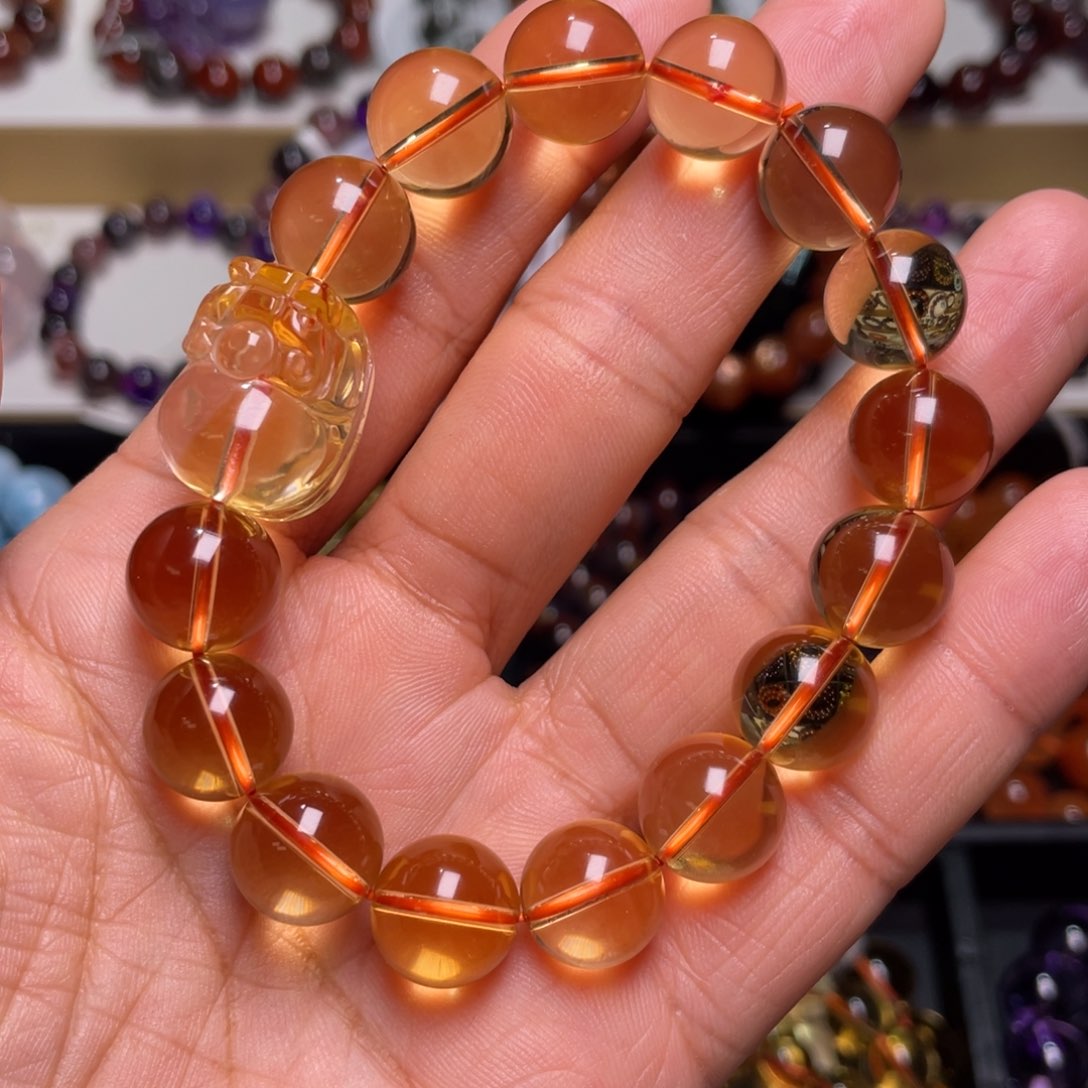 水晶手链未镶嵌巴西暴力黄貔貅手链