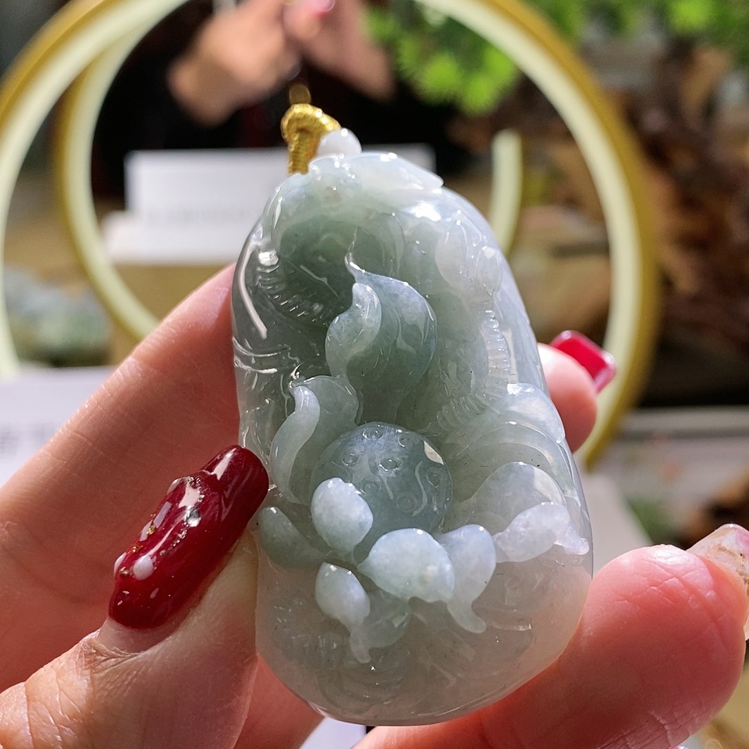 【闪购商品】翡翠颈饰未镶嵌喜上眉梢